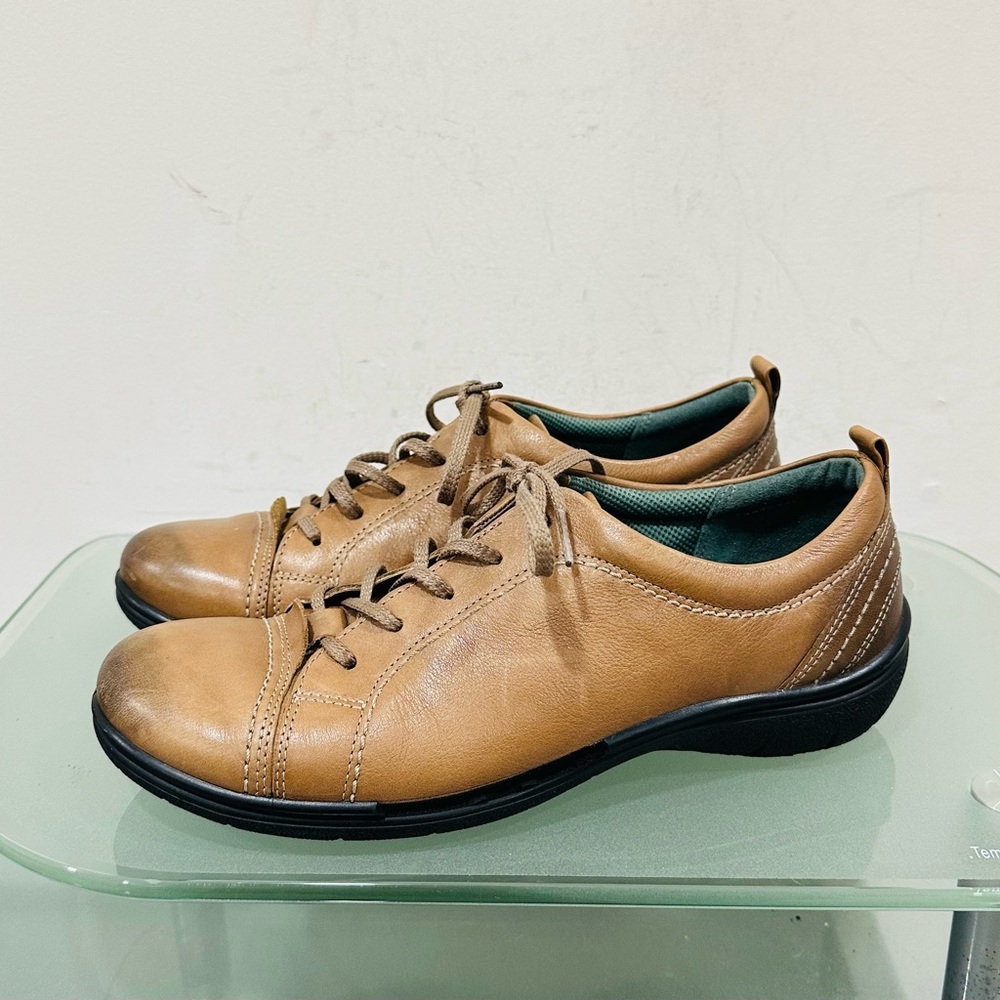 Ecco Cap Toe Oxford Derby Casual Leather Shoes Brown Womens size 8,5